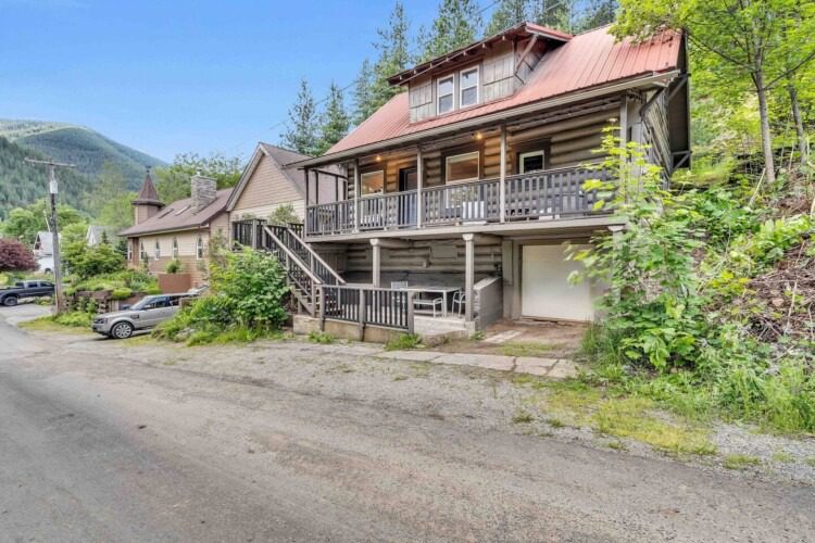 Rustic log cabin rental in Kellogg, ID, purchased for $325,000